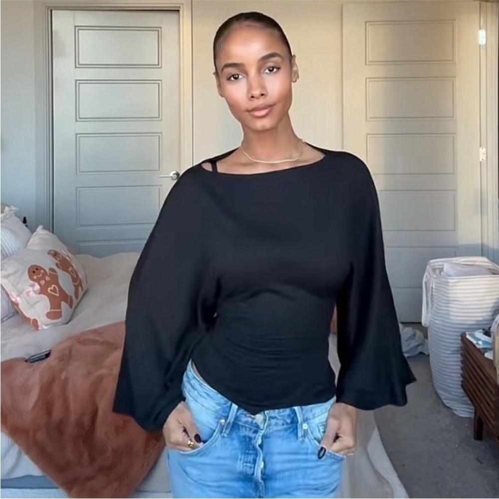 Reformation Avery Knit Long Sleeve Top in Black